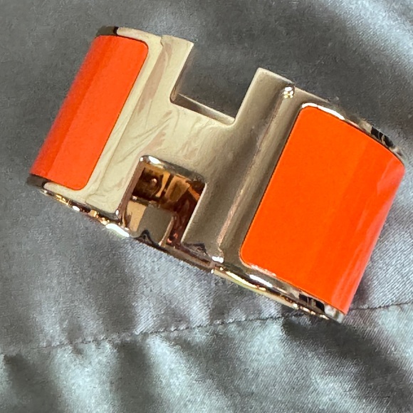 NEW HÈRMES Extra Wide Pink Enamel Rose Gold Plated H Clic Bracelet Bangel - Picture 15 of 16